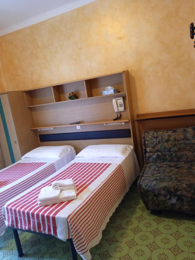 Stella Di Mare Hotel 2*